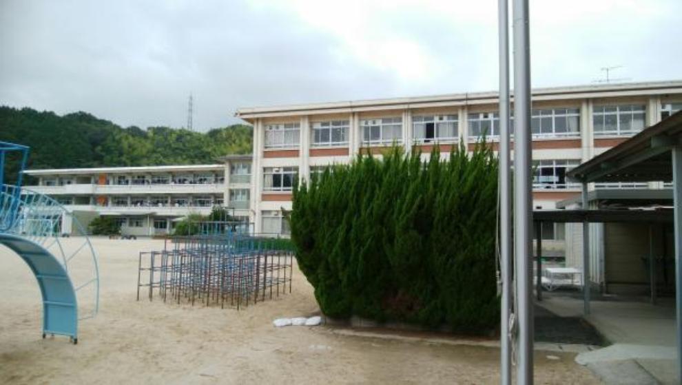 廿日市市立宮内小学校（約354m）