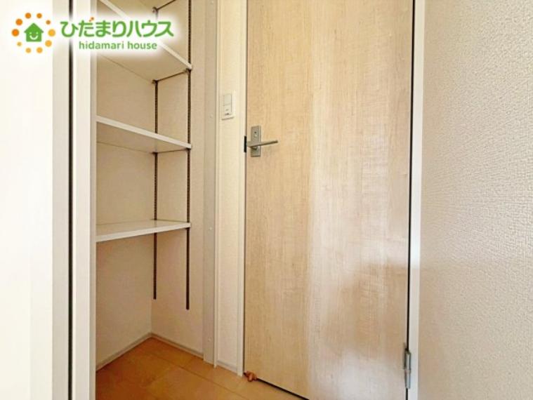 大切なお洋服をきれいな状態で収納できます！ また、収納ボックスなどを配置して使えば、多様な使い方が出来、収納の幅が広がります！