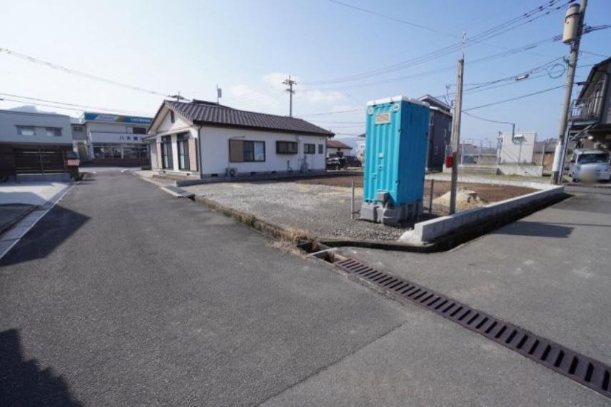 前面道路含む現地写真です。※2026年2月撮影