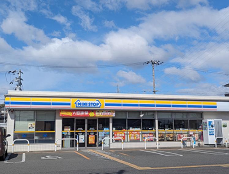 コンビニ ミニストップ明石大久保町店