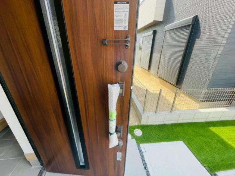 ピッキングなどでの住居への侵入等を防止するのに役立つダブルロック