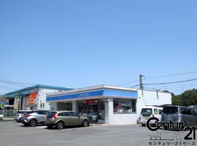 ローソン斑鳩小吉田二丁目店（約1,293m）