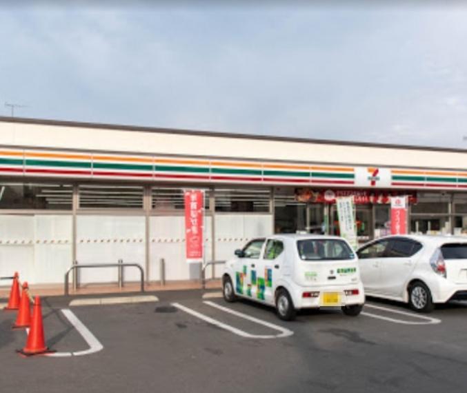 【コンビニエンスストア】セブンイレブン　八王子弐分方町店まで383m（約383m）