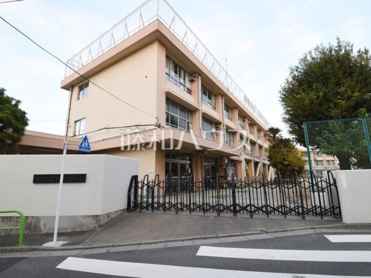 練馬区立南が丘小学校（約660m）