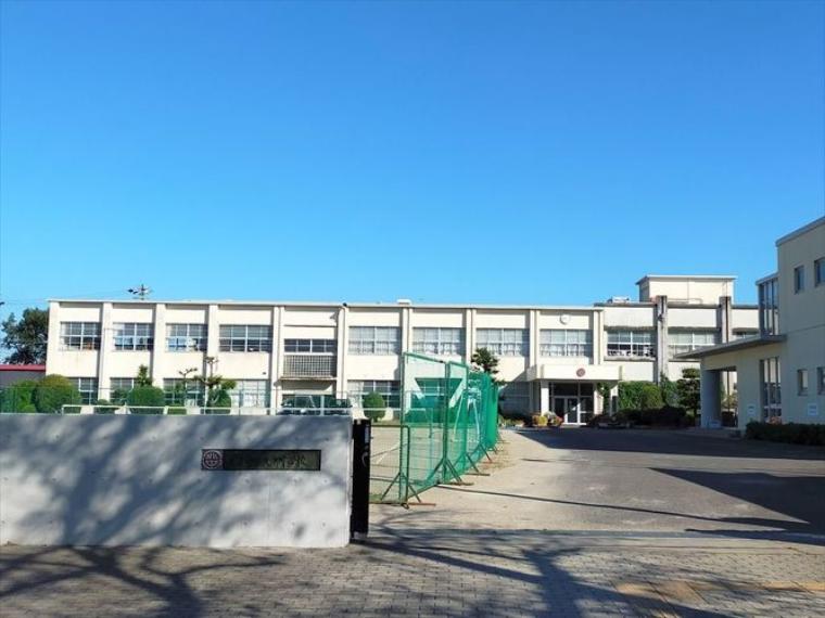 北部中学校（約1,480m）