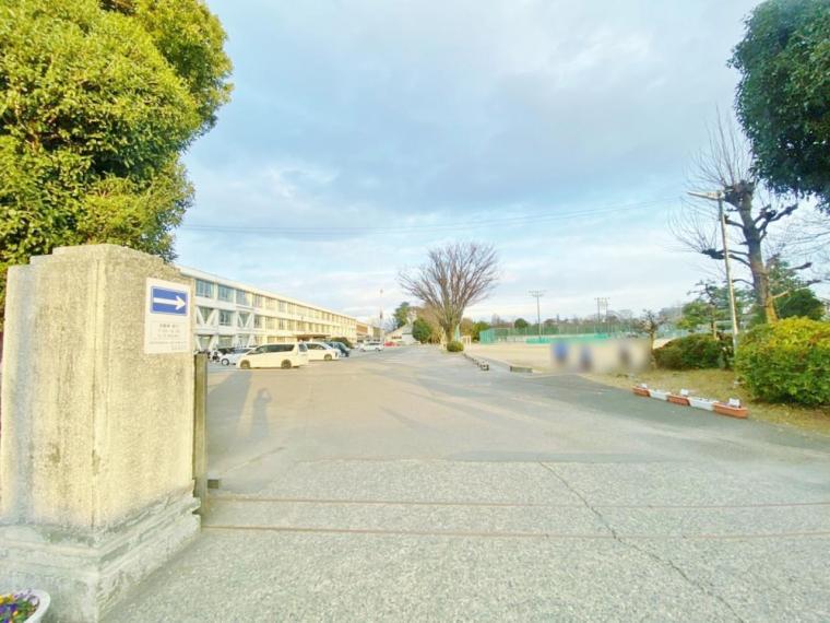 各務原市立那加中学校（約1,420m）