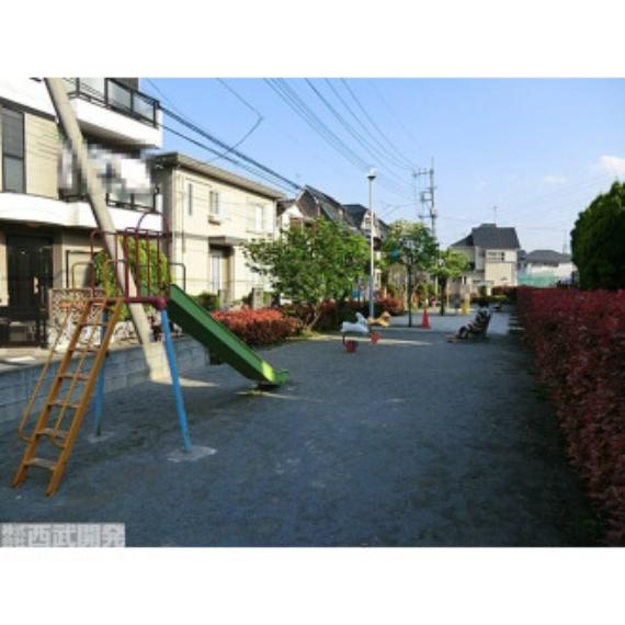 瀬ケ崎公園（約240m）