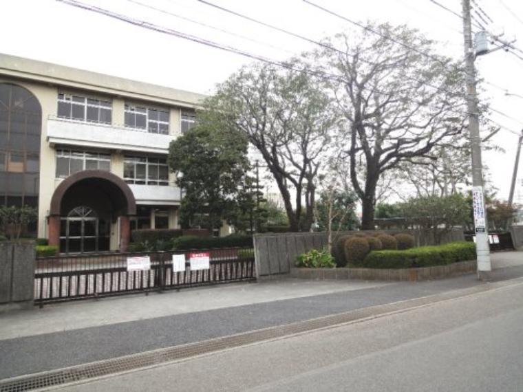 【中学校】相模原市立若草中学校まで325m（約325m）