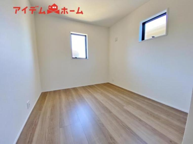 広々とした居住空間は日々の暮らしを彩り、<BR/>心のやすらぎと満足感を与えてくれます。