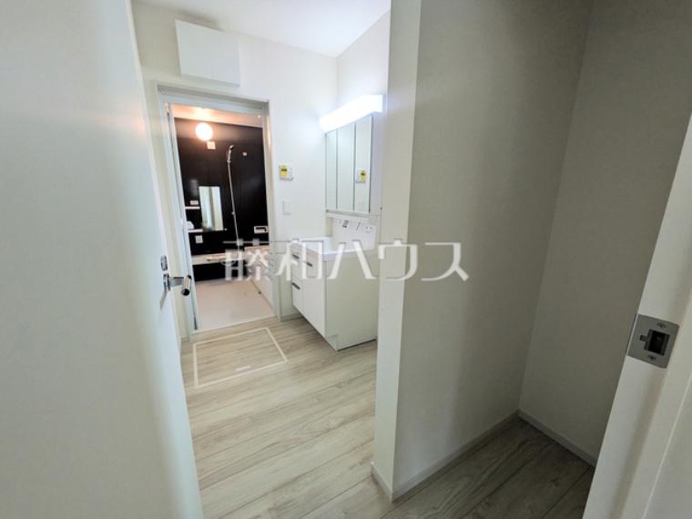 2号棟　洗面室　【春日井市如意申町2丁目】