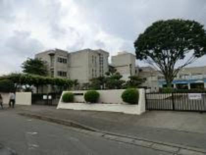 【中学校】相模原市立上溝中学校まで642m（約642m）