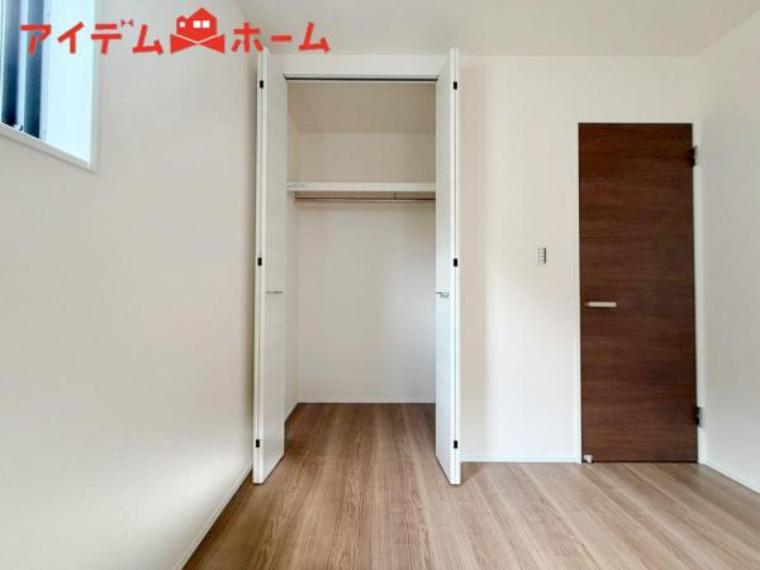 各居室に収納付きです。<BR/>居室空間をより広々と使えます！