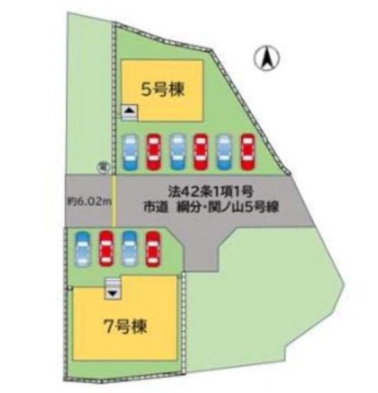 7号棟。カースペースは並列4台。ご夫婦で1台ずつ所有出来ます＾＾また、ご友人や急な来客があっても安心です＾＾