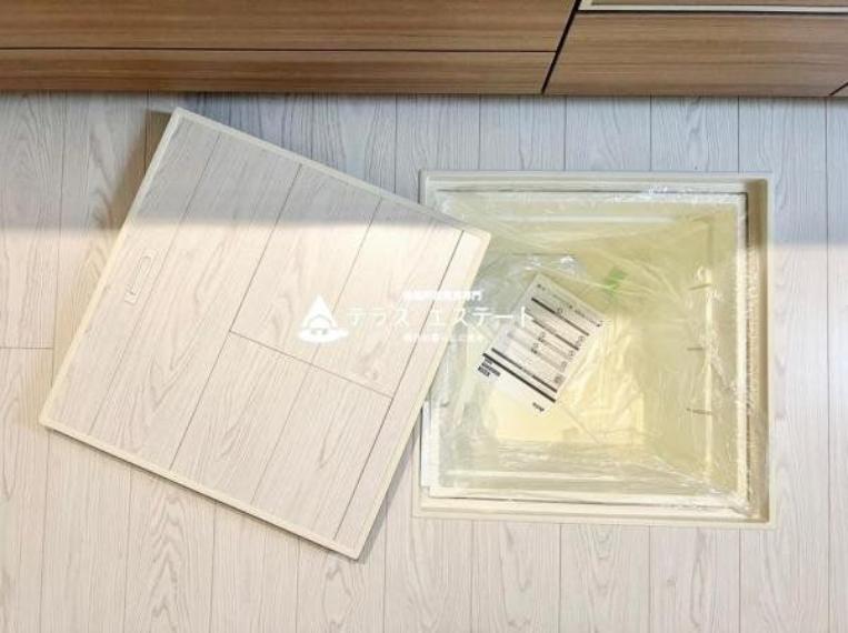 ■■床下収納■■一升瓶の収納も可能であると嬉しい収納です。※写真は同一タイプもしくは同一仕様。