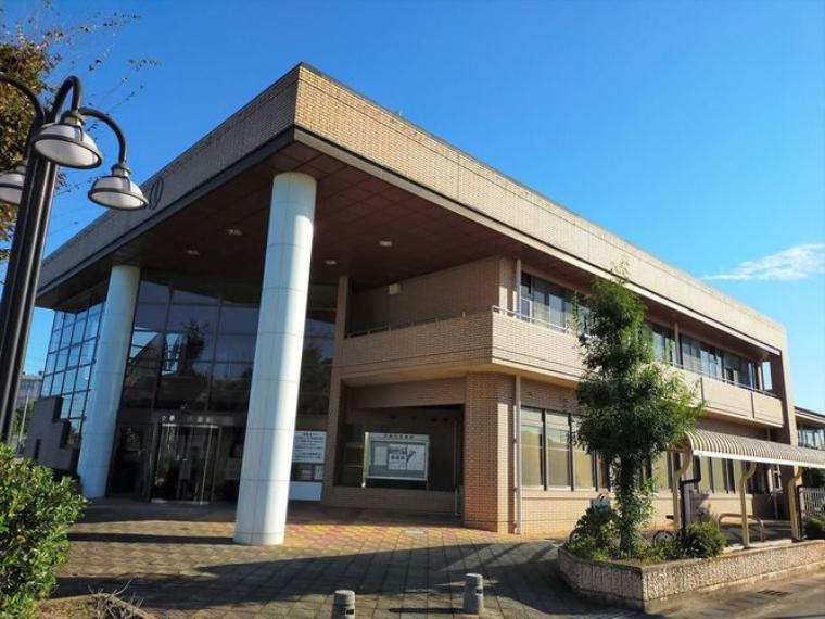 扶桑町図書館（約750m）