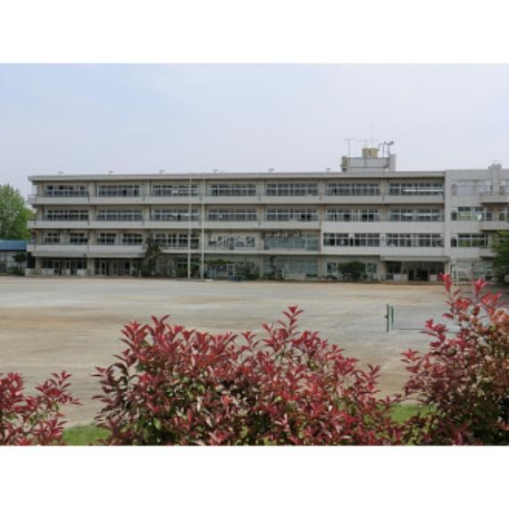 大門中学校（約700m）