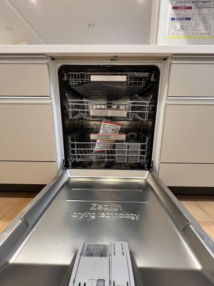 【憧れのBOSCH製食洗機】大容量フロントオープン＆高い洗浄力で家事ラクラク！