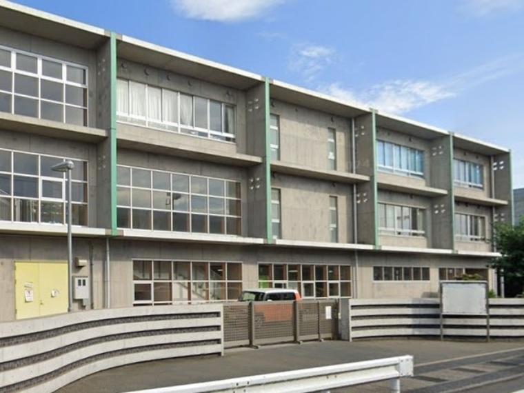 千葉市立松ヶ丘中学校（約850m）