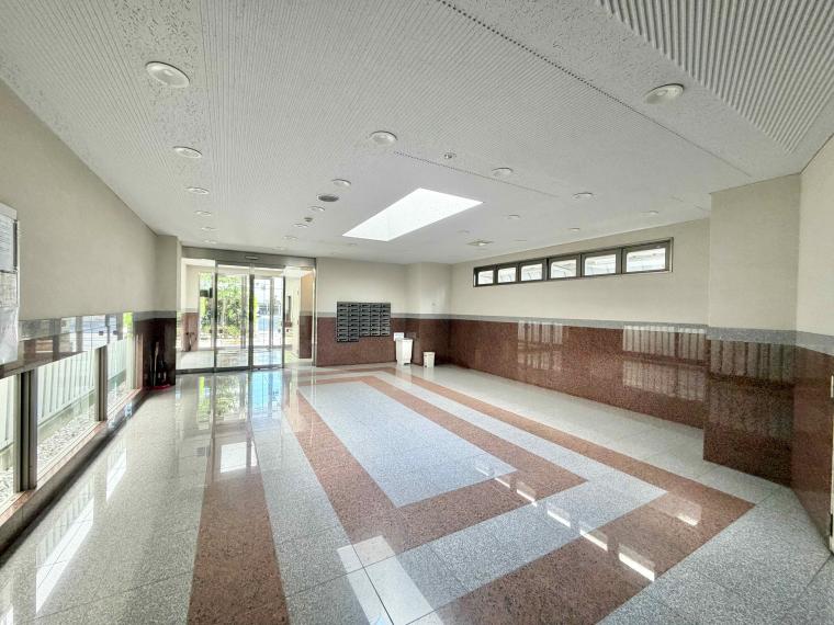 エントランスホール 2026年9月撮影