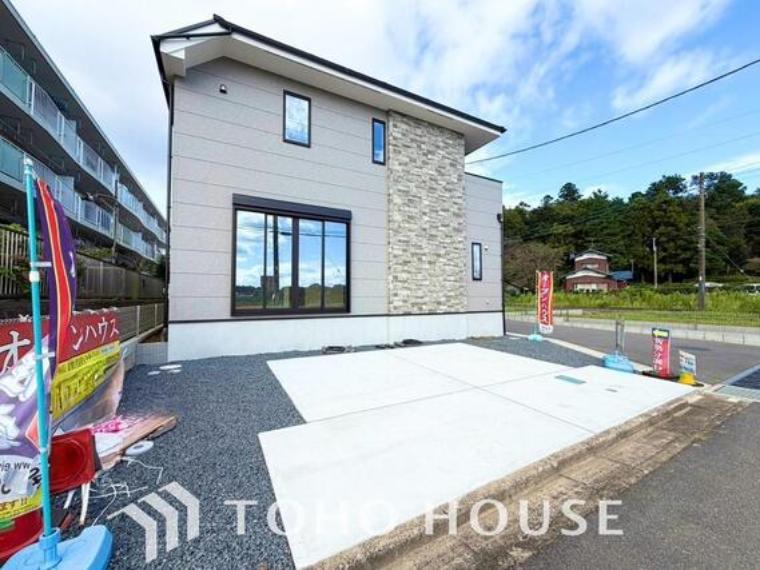 駐車場 部屋の雰囲気や広さ、眺望、住宅設備の使い勝手など住み心地をしっかり考えられております。