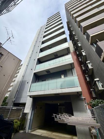 外観写真 安心感のあるオートロック付マンションです。