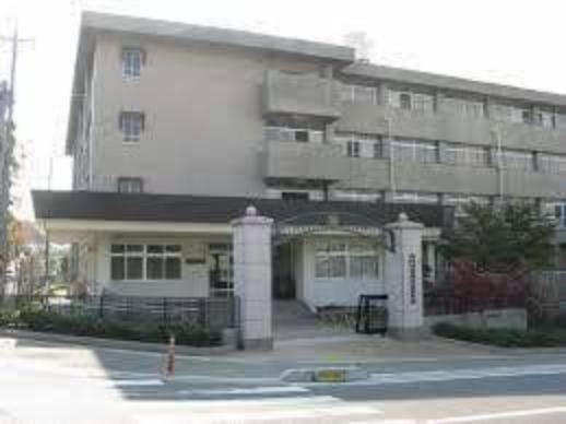 倉敷市立児島中学校倉敷市立児島中学校（約1,950m）