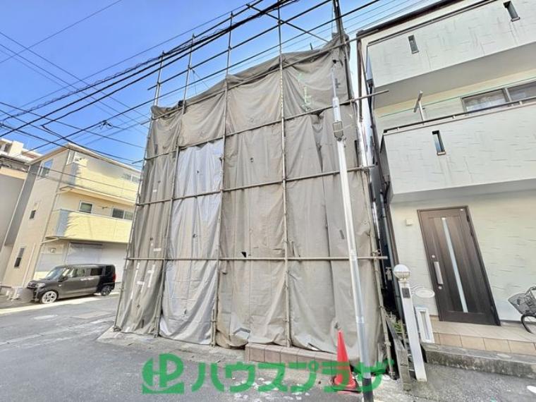 角地で日当たりも良好ですよ！R8.10月撮影