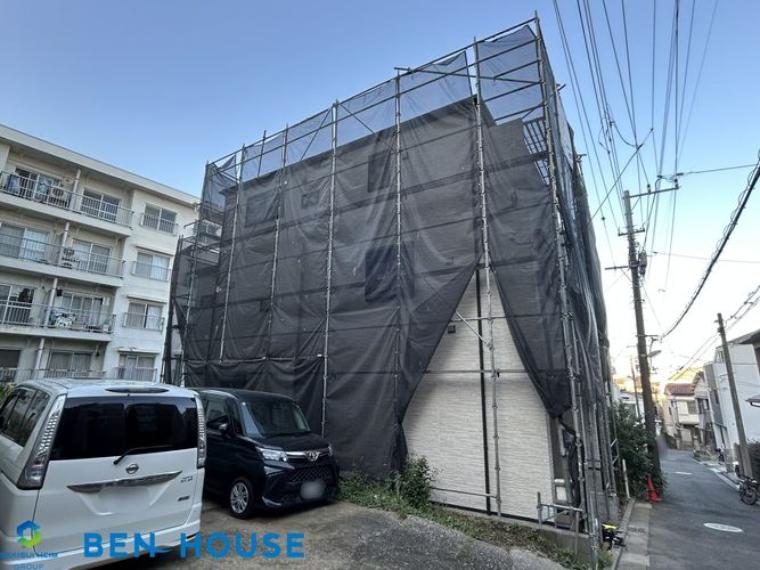 ・閑静な住宅地でのびのび子育てが可能！落ち着いた雰囲気での新生活をお楽しみいただけます。・小さなお子様がいるご家庭も安心な住環境ですね・小中学校・公園が徒歩圏内に整い、子育て環境良好です