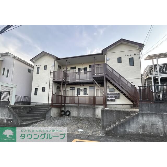 ジュネス東海の外観