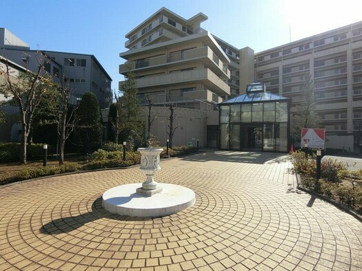 グランシティレイディアント横濱の外観