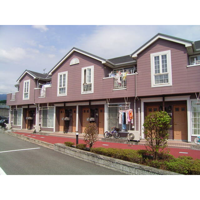 クレストール西尾の外観