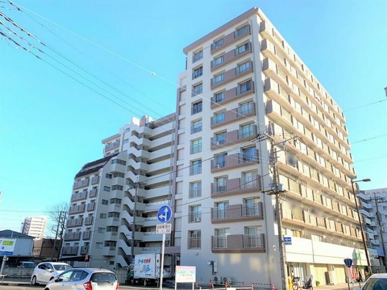 マンション戸田橋の外観