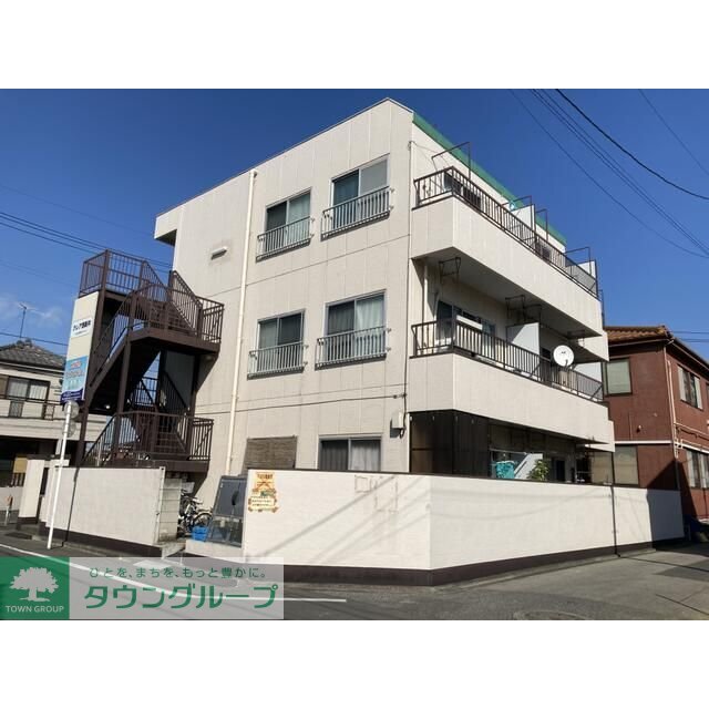 クレア西新井の外観