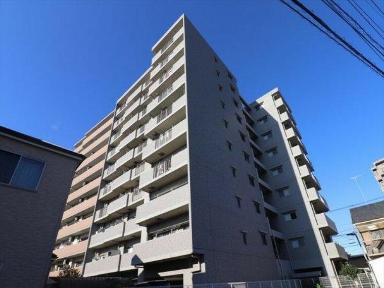 グラン・コート入間の外観