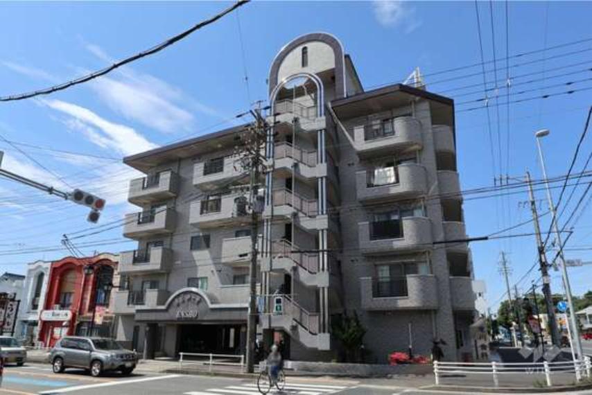 第６カーサ円正の外観