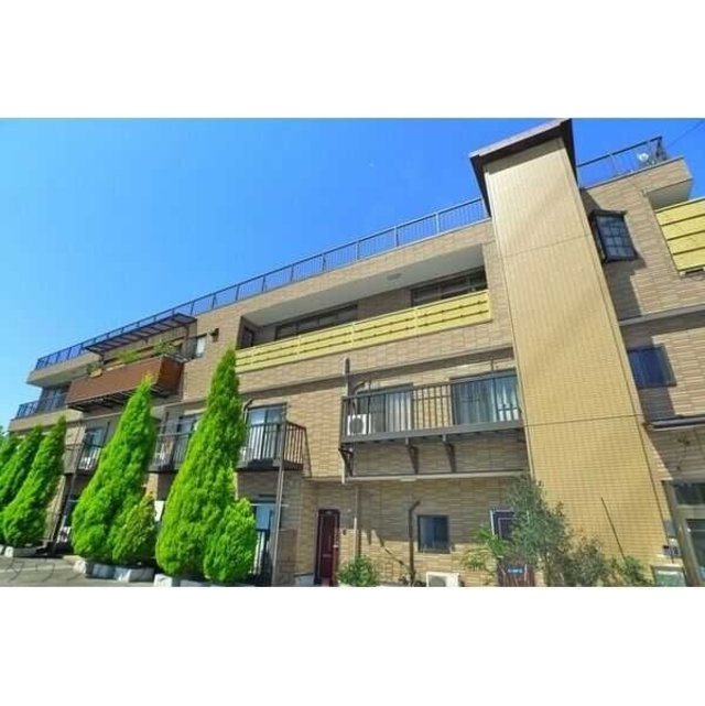 マンション梅木の外観