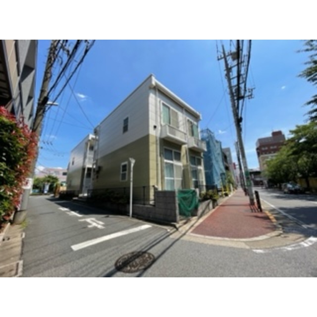 レオパレスサザングリーンの外観
