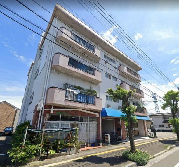 ニュー高松ハイツの外観
