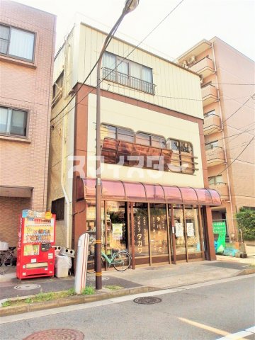 多川ビルの外観