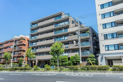 ステイツ岡本甲南山手の外観