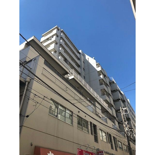 トーア新富マンションの外観