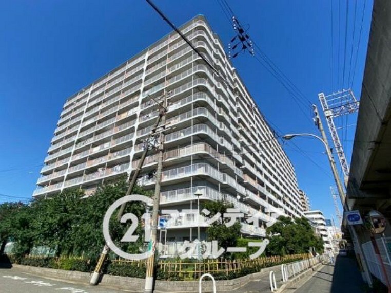 シャルム堺Ａ棟の外観