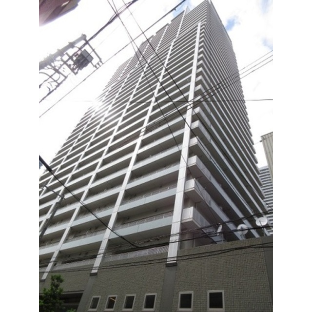 ライオンズマンション大阪スカイタワーの外観
