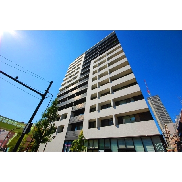 アーデンタワー南堀江の外観