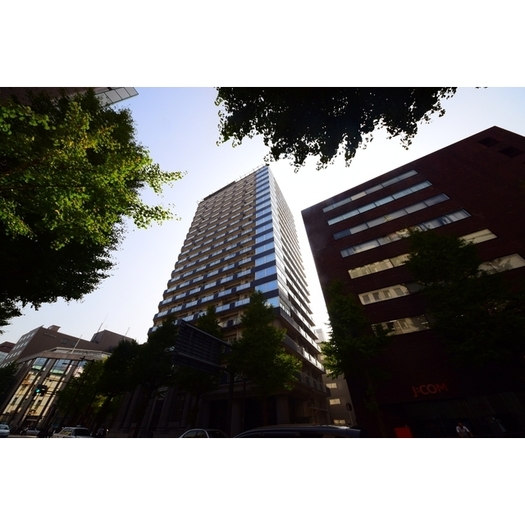 Ｄ’グラフォート横浜クルージングタワーの外観