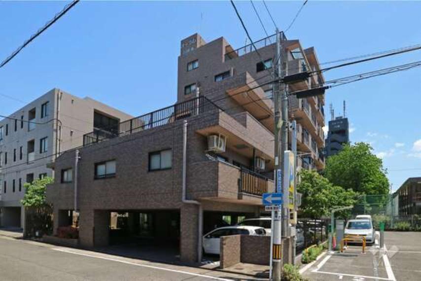 オーラム川原通の外観