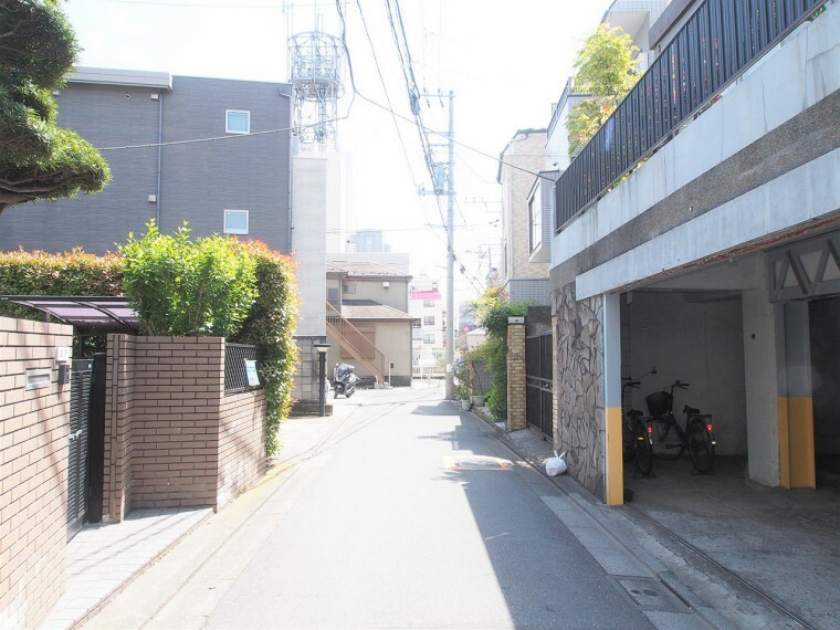 グリーンパークの外観