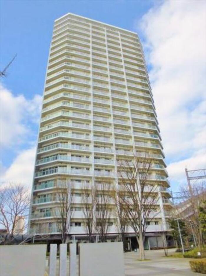 パークハウスさいたま新都心ミッドタワー 埼玉県さいたま 市中央区上落合1丁目 の売買情報 Yahoo 不動産のおうちダイレクト 売り出し物件情報や中古マンションの推定成約価格推移