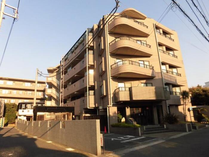 エクレールガーデン鎌倉由比ガ浜 イーストコート 神奈川県鎌倉市長谷2丁目 の売買情報 Yahoo 不動産のおうちダイレクト 売り出し物件情報や中古 マンションの推定成約価格推移