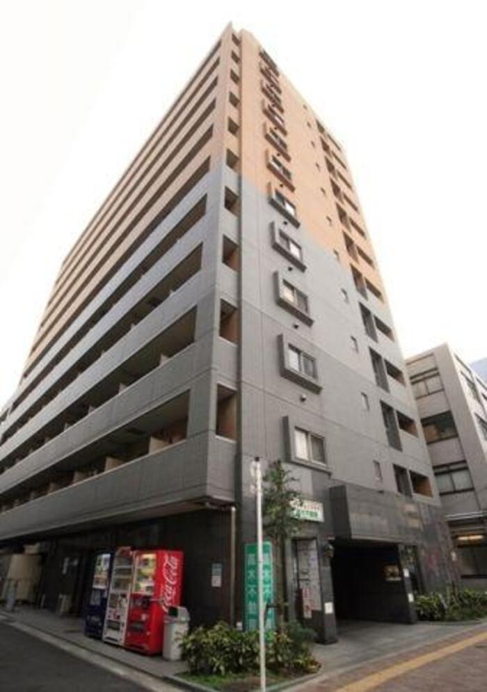 パレステュディオ新宿パークサイド 東京都新宿区西新宿4丁目 の売買 情報 Yahoo 不動産のおうちダイレクト 売り出し物件情報や中古マンションの推定成約価格推移